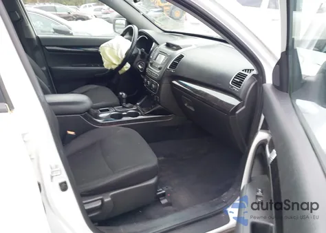 2015 Kia Sorento Lx from USA, damaged, VIN 5XYKTDA60FG654574